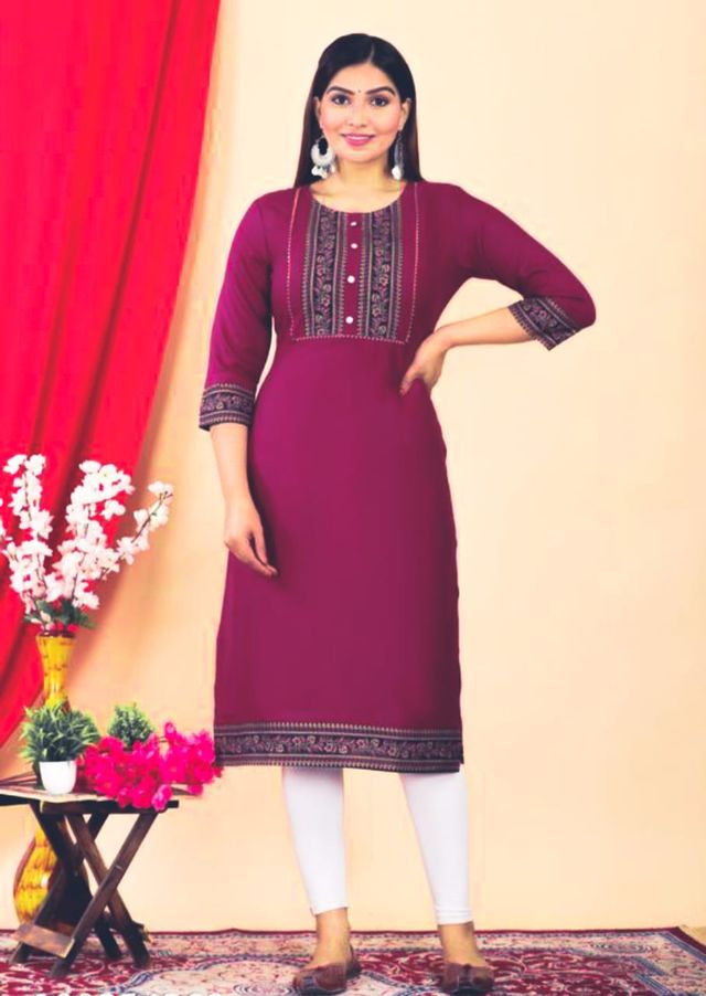 Women's maroon kurti with patterned front panel and dark trim hem, 3/4 sleeves