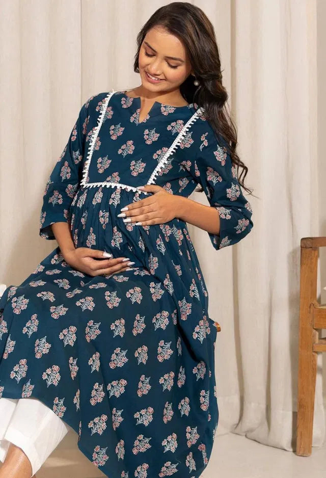 Teal floral maternity kurta with notch neckline, A-line fit and 3/4 sleeves